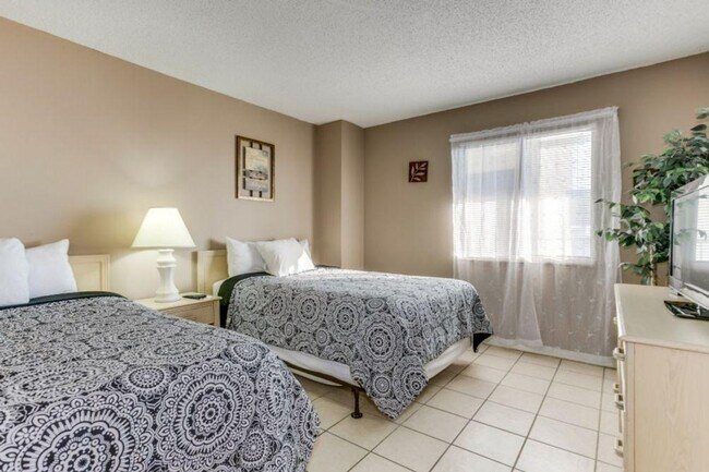 Foto del edificio - 5523 N Ocean Blvd