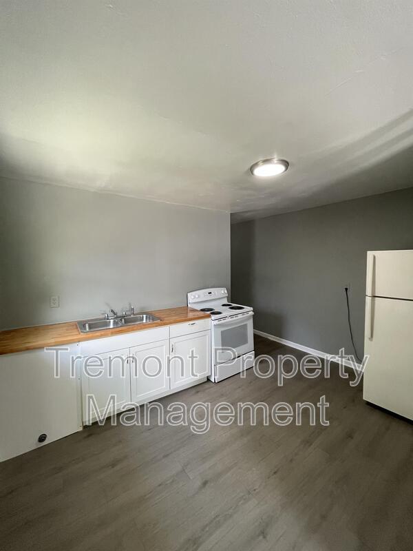 Photo - 1912 Walker Ave Apartment