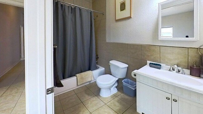 Foto del edificio - 615 1st St