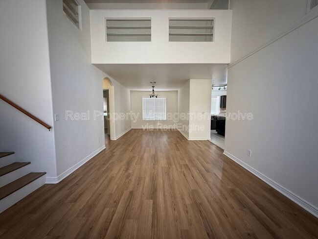 Building Photo - 16838 S 20th Pl