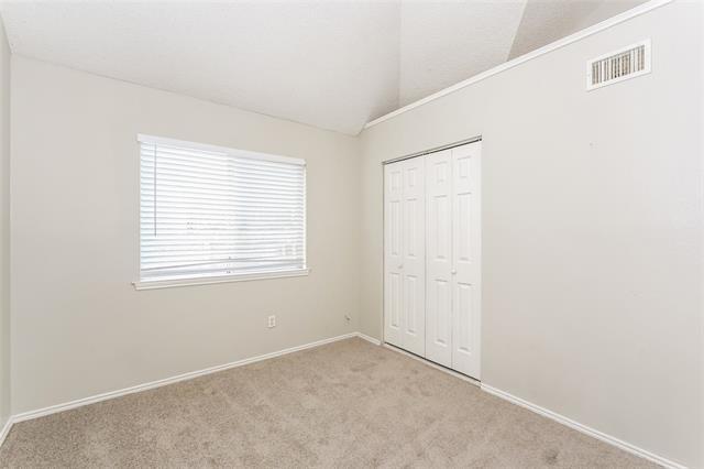 Building Photo - 8440 Cloverglen Ln