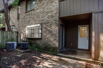 Building Photo - 813 Ranch Rd 12