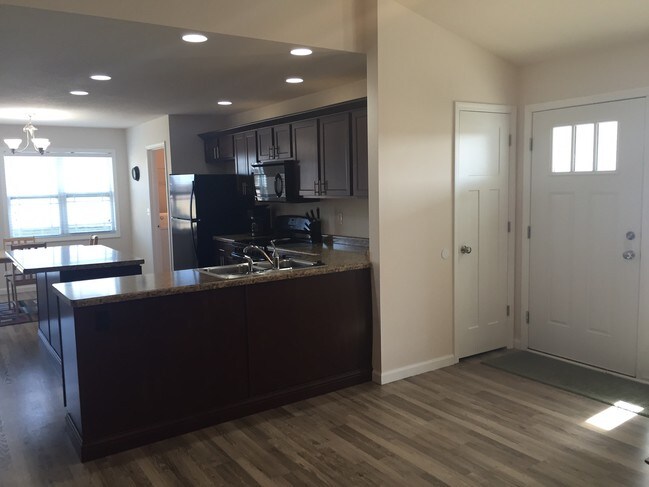 1324 Kitchen - Indian Meadows