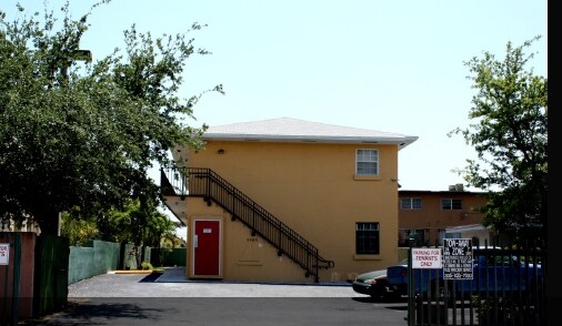 Foto principal - 1560 NW 2nd St