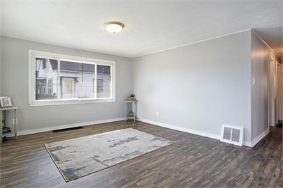 Foto del edificio - 2353 N Main St