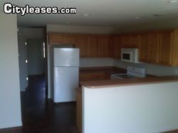 Building Photo - 900 Dilley St