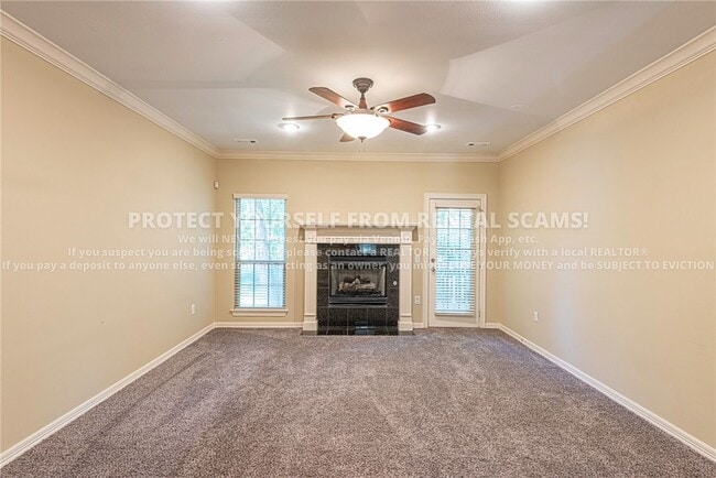 Building Photo - 519 S Pierremont Dr