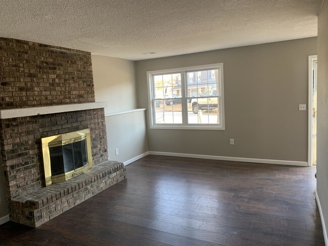 Foto del edificio - 14108 Merrywood Cir