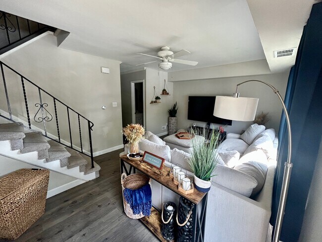 Foto del edificio - 36 Blue Spruce Ct