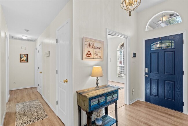 Building Photo - 6302 Penny Ln