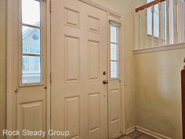 Foto del edificio - 3 br, 2 bath House - 3915 Sutter St. #11