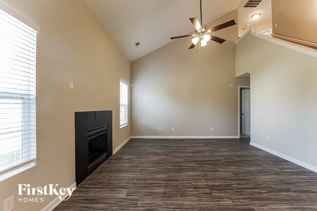 Foto del edificio - 2301 Jacobs Ct