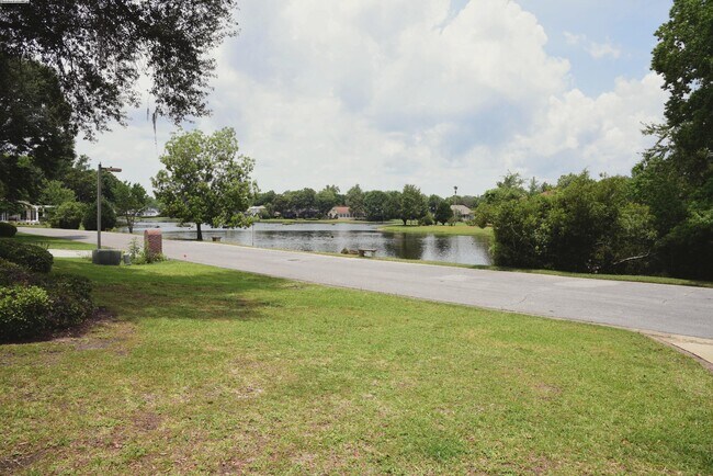 Building Photo - 218 Windward Cove N