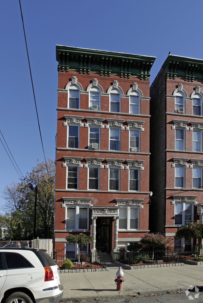 142 Duncan Ave, Jersey City, NJ 07306 Apartments Jersey City, NJ