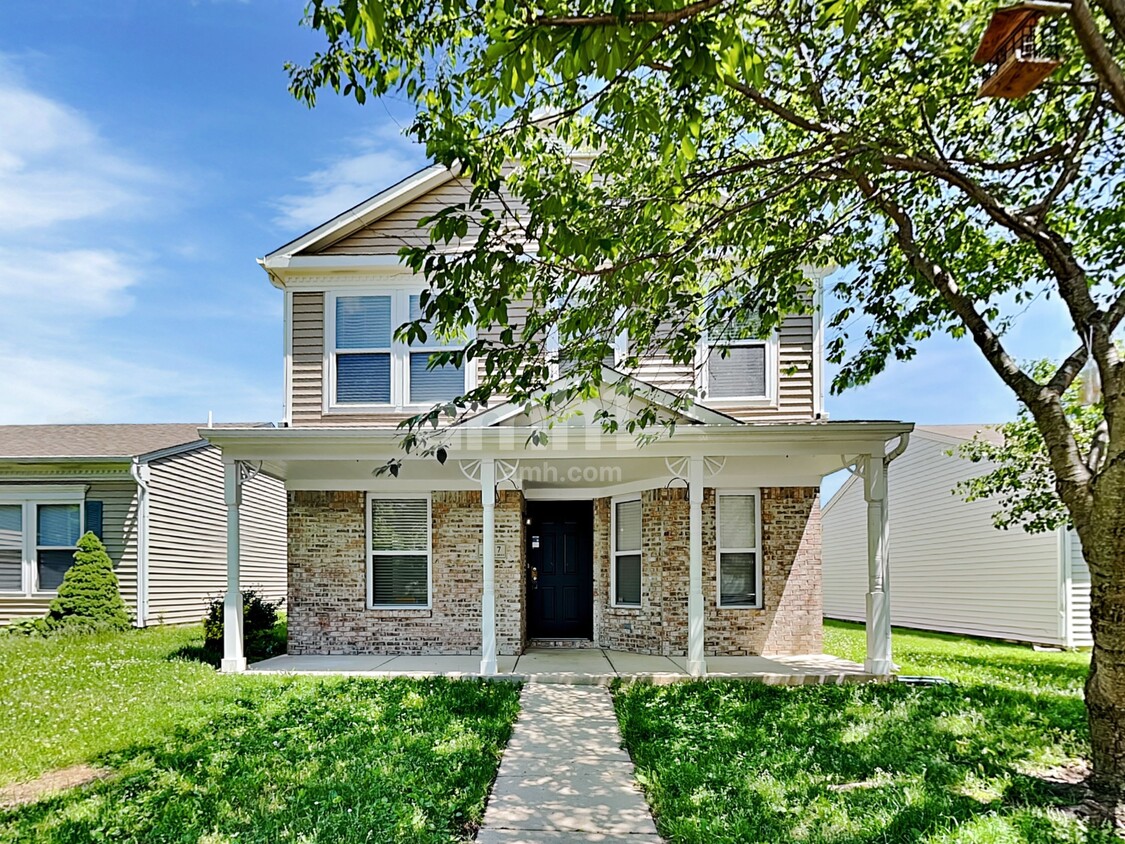 Foto principal - 2317 Bridlewood Dr