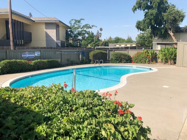 Foto del edificio - Gloria Apartments - 0220