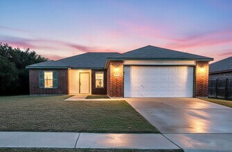 Building Photo - 3609 Viewcrest Dr