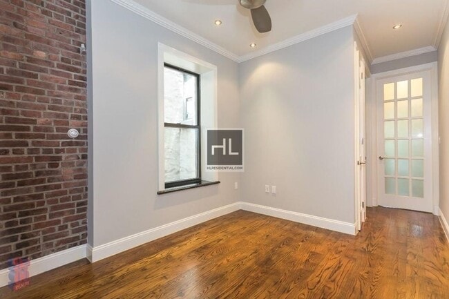 Building Photo - W 103RD ST.