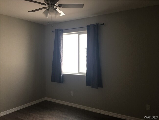 Foto del edificio - 1638 Shamrock Rd
