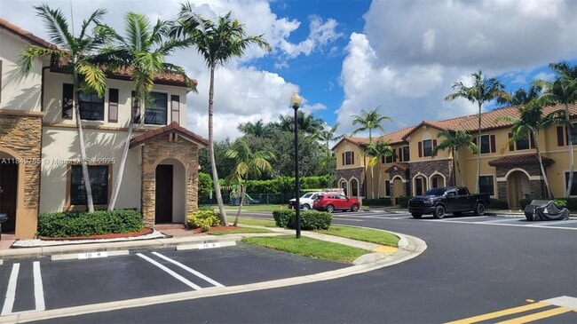 Foto del edificio - 3223 SE 4th Ct