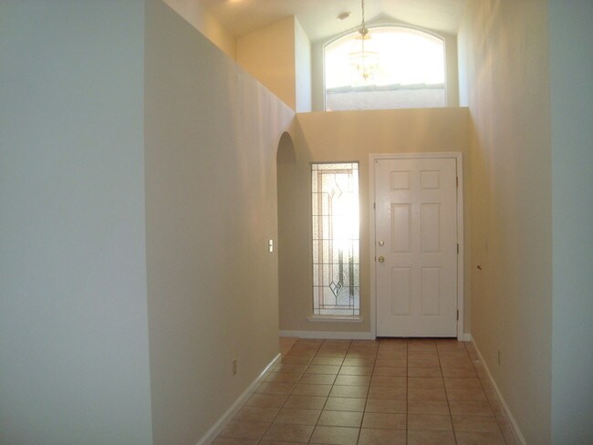 Foto del edificio - 131 Heaton Way