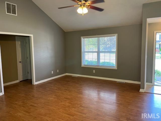 Building Photo - 10672 Fall Creek Dr