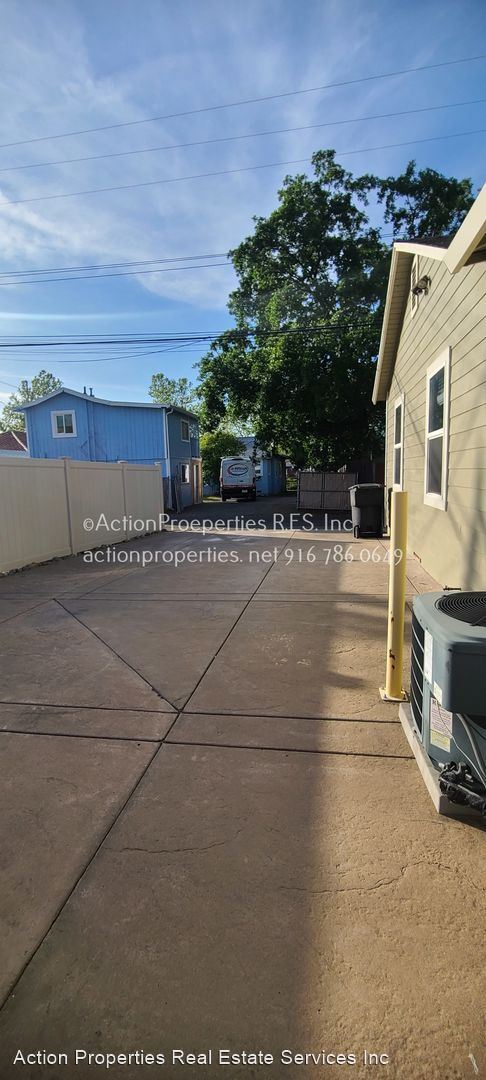Building Photo - 2 br, 1 bath House - 517 Alola Street