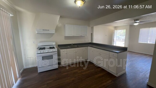 Foto del edificio - 1634 S Garden St