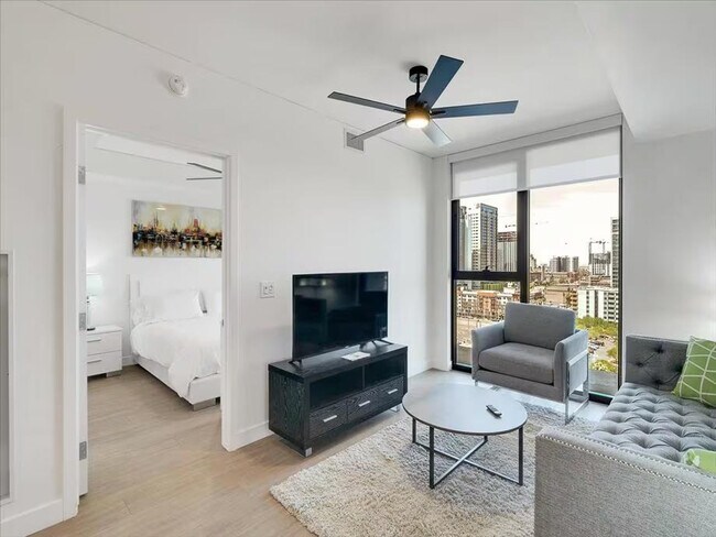 Foto del edificio - 817 N 6th St