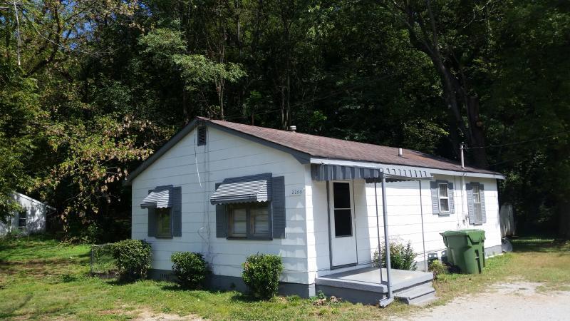 Primary Photo - 2200 Pulaski Pike