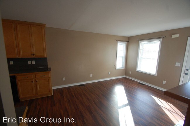 Foto del edificio - 4865 Brookwood Dr