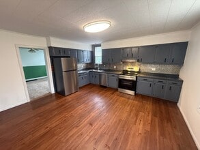 Building Photo - 79117 Jefferson Ave