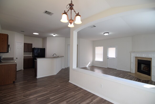 Building Photo - 6302 Taree Loop