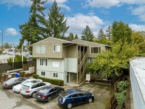 Building Photo - 8630 SW Barbur Blvd
