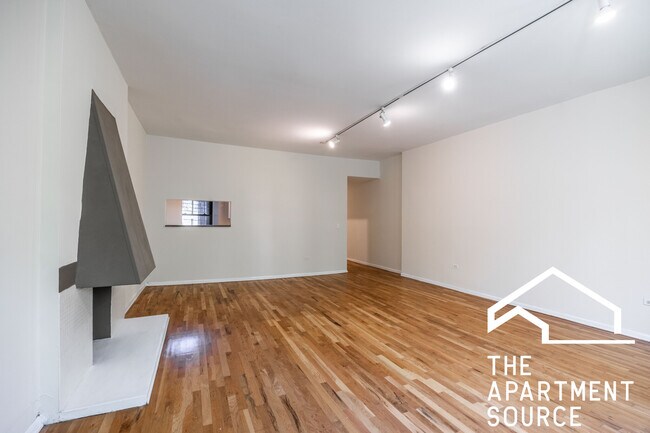 Foto del edificio - 1427 N Dearborn St