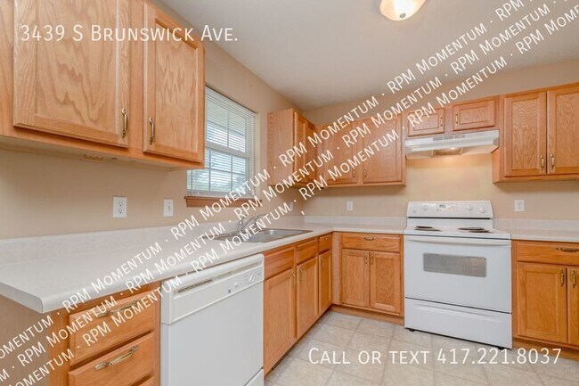 Foto del edificio - 3439 S Brunswick Ave