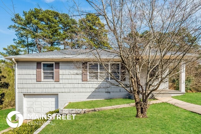 Building Photo - 2237 5th St NE