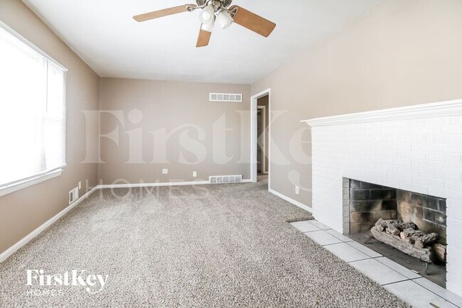 Foto del edificio - 13001 East 37th Terrace S