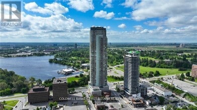 Building Photo - 805 Carling Ave