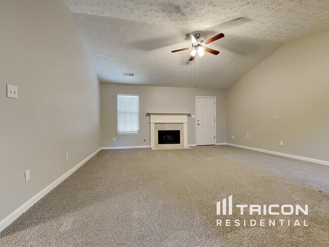 Building Photo - 1450 Heatherton Rd