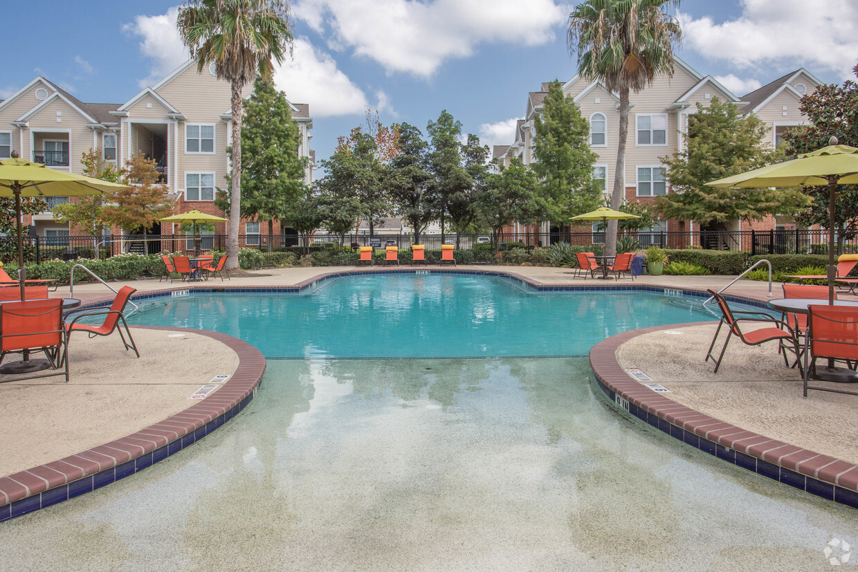 Primary Photo - The Fenwick Apartment Homes