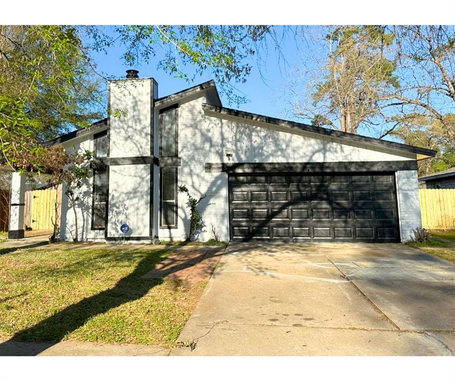 Primary Photo - 23338 Briarcreek Blvd