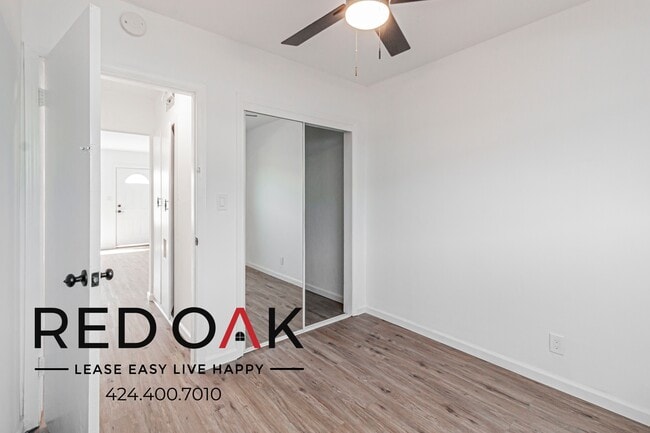 Foto del edificio - 10015 Alondra Blvd