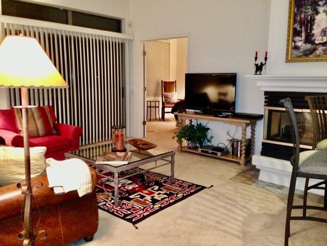 Photo - 1401 N Fourth St Apartment