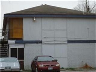 Building Photo - DeLano Apt