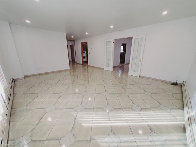Building Photo - 2 br, 2 bath Condo - 47 Dora St Apt 3