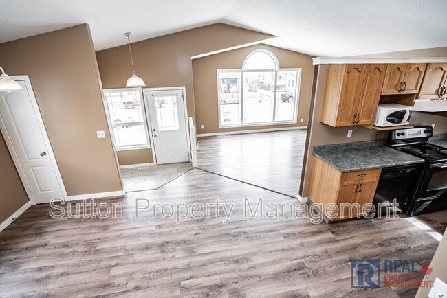 Photo du bâtiment - 7322 Kateri Dr