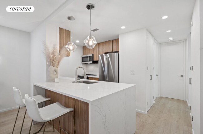Foto del edificio - 636 Washington St