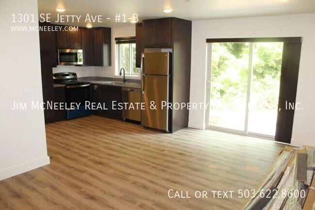 Foto del edificio - 1301 SE Jetty Ave