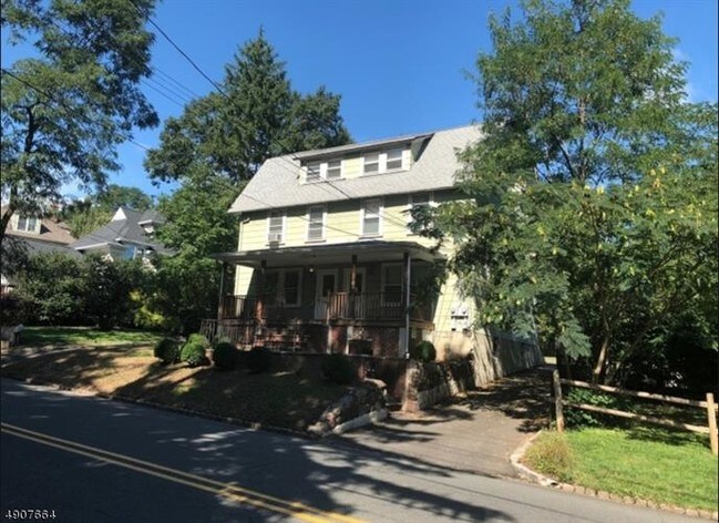 Building Photo - 94 Short Hills Ave